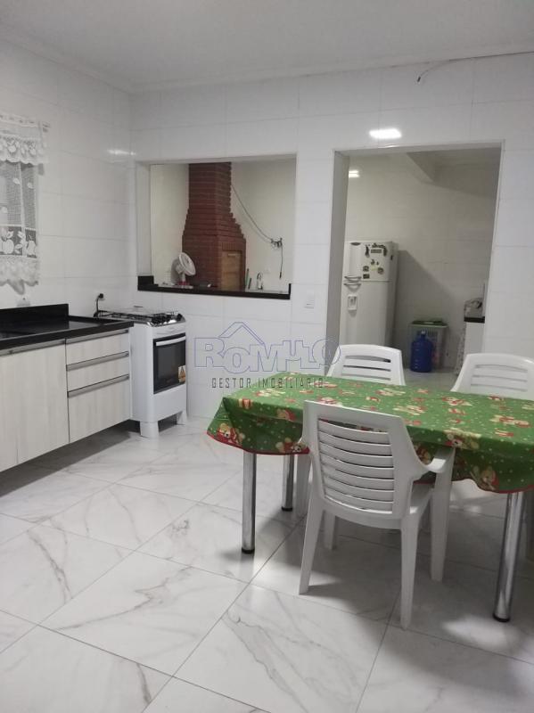 Sobrado 123m² 3 Dormitórios com 1 suíte